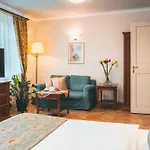 Appia Residences 4*
