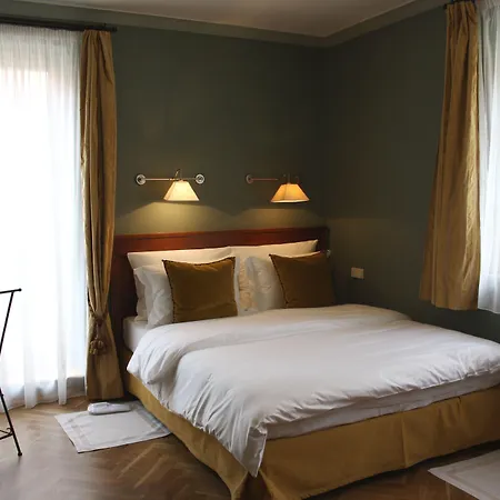 Appia Residences 4*