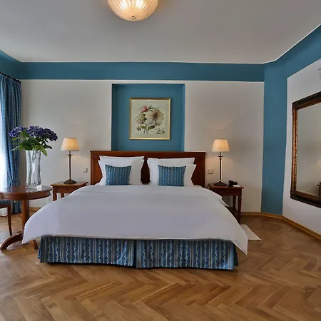 Appia Residences