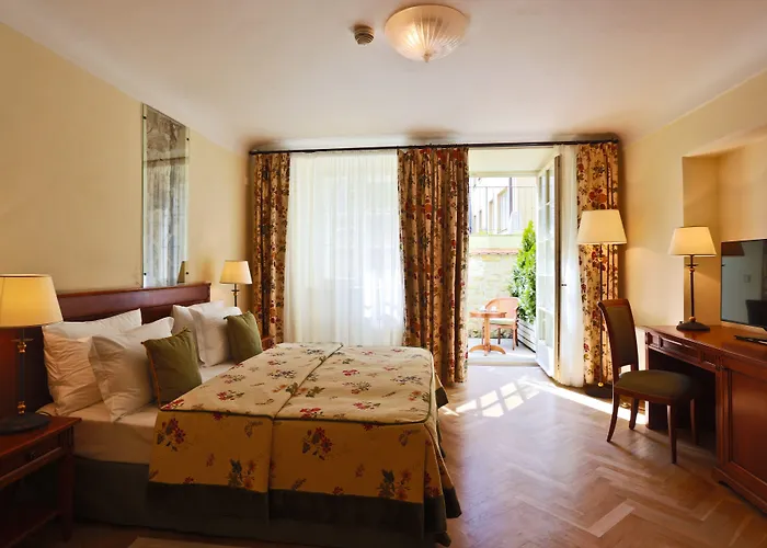 Appia Residences 4*