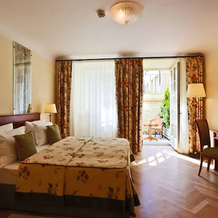 Appia Residences 4*